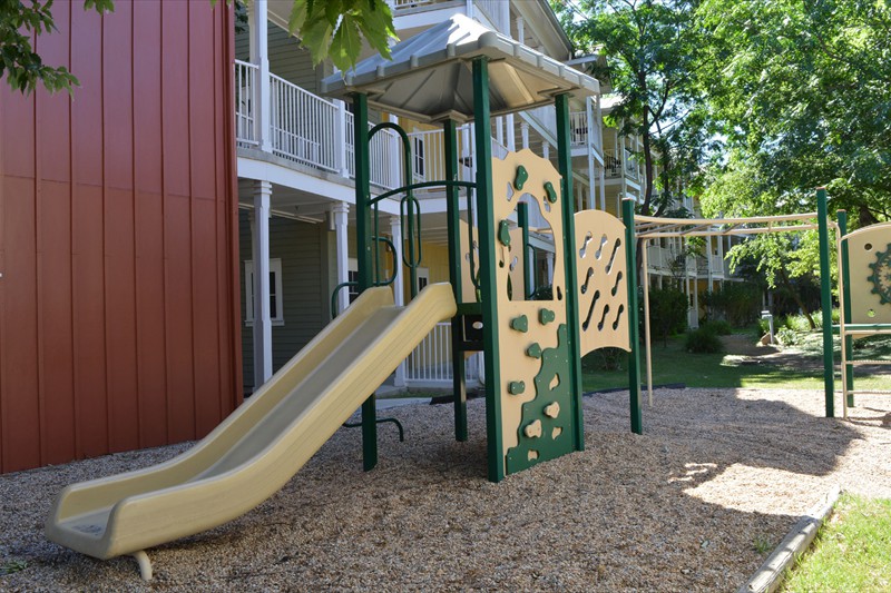 Lyons-Garden-18